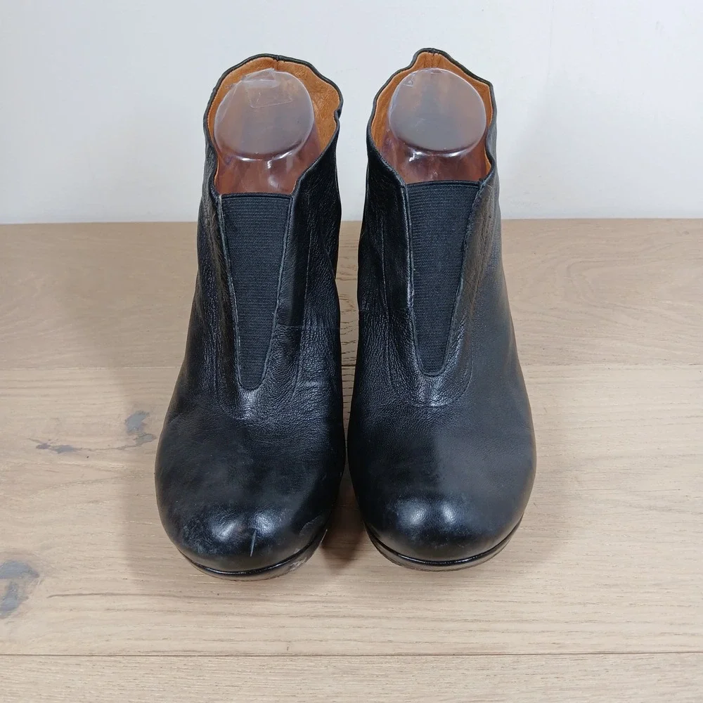 Naya Leather Ankle Boots Women 10 Black Grained Leather Platform Chunky Heel